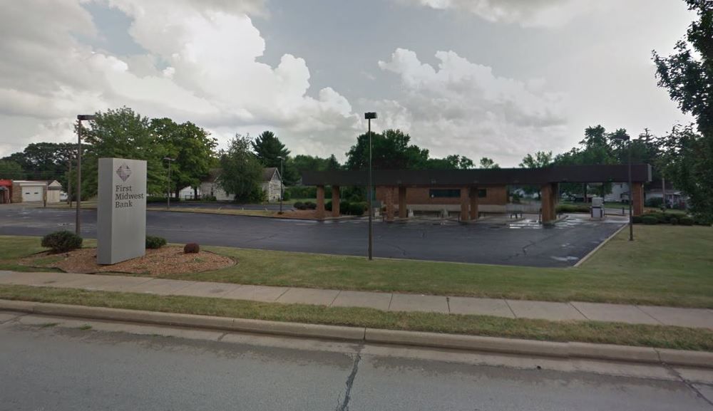 First Midwest Bank Property - Danville, IL: 1000 East Voorhees, Danville, IL 61832